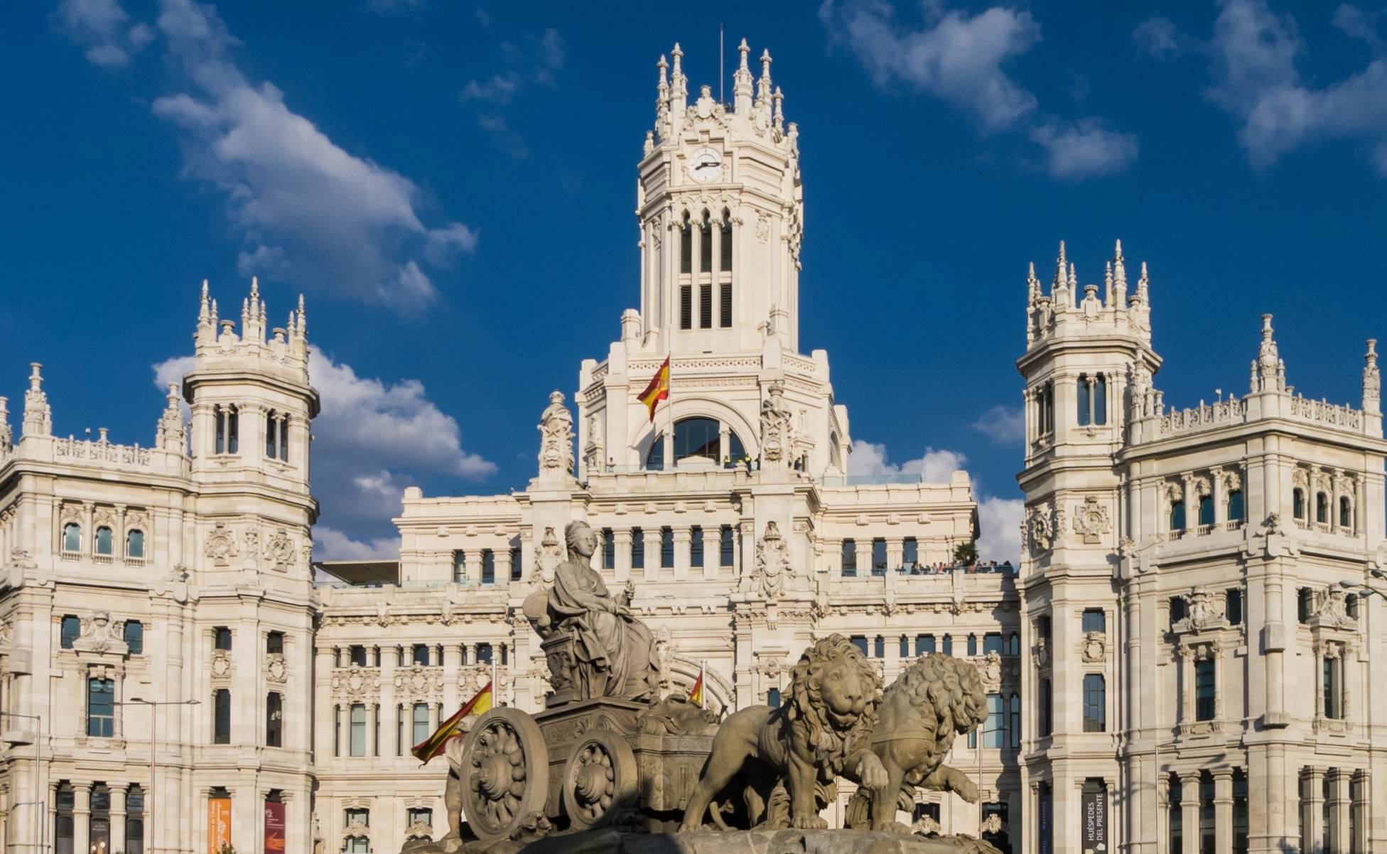 Consejos para viajar barato a Madrid